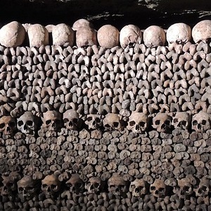 パリでの心霊体験 地下墓地カタコンベでの恐怖体験を体験しました せかいナビ